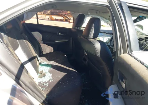 2014 Toyota Camry Se z USA, uszkodzony, nr VIN 4T1BF1FK3EU754415